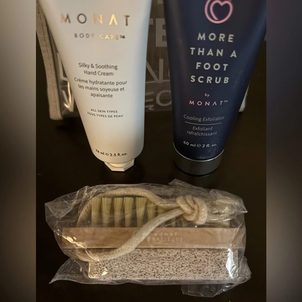 MONAT “Treat For Your Feet” Gratitude Set | Foot Scrub + Hand Cream Spa Kit